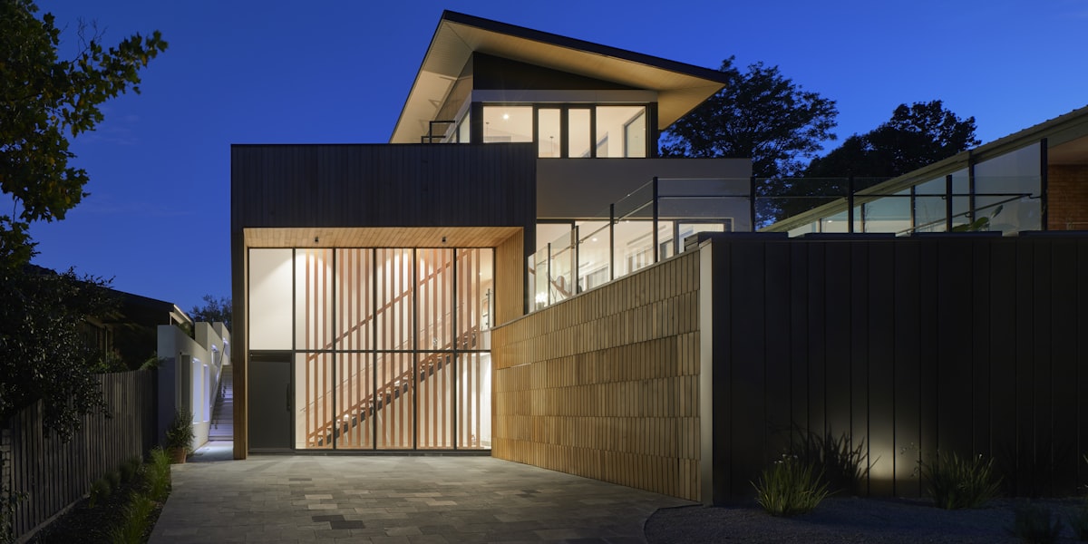 Leere, saubere Wohnung nach einer professionellen Entrümpelung